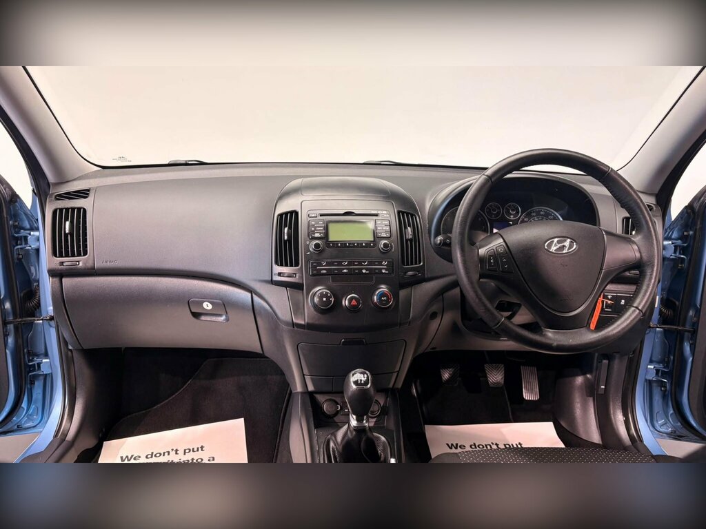 Hyundai I30 1.4 Comfort Estate Euro 5 108 B Silver #52