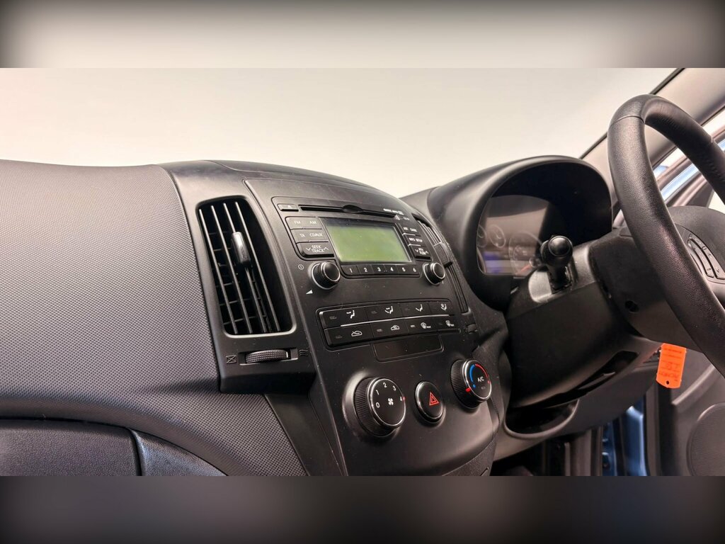 Hyundai I30 1.4 Comfort Estate Euro 5 108 B Silver #54
