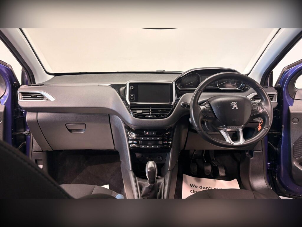 Peugeot 208 1.2 Vti Allure Euro 5 Red #52