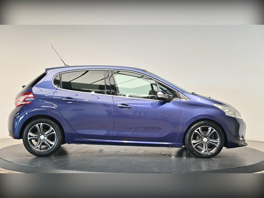 Peugeot 208 1.6 E-hdi Allure Euro 5 Ss Blue #4