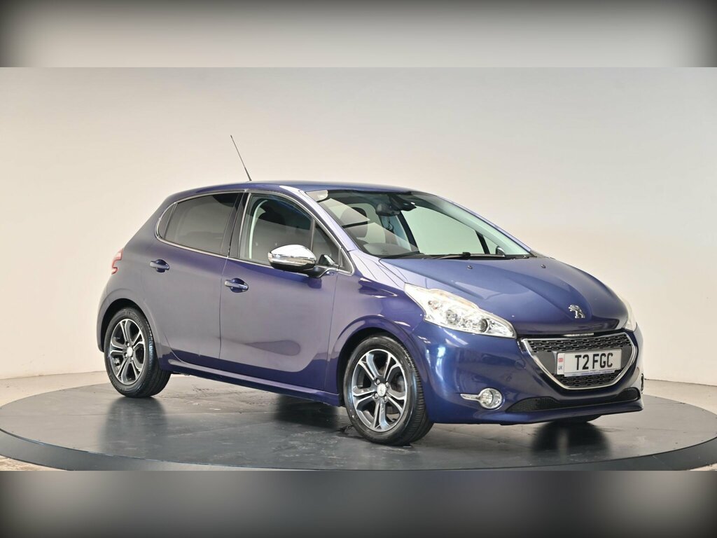 Peugeot 208 1.2 Vti Allure Euro 5 Red #7