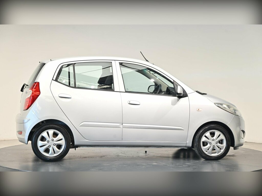 Hyundai I10 I10 Active White #22