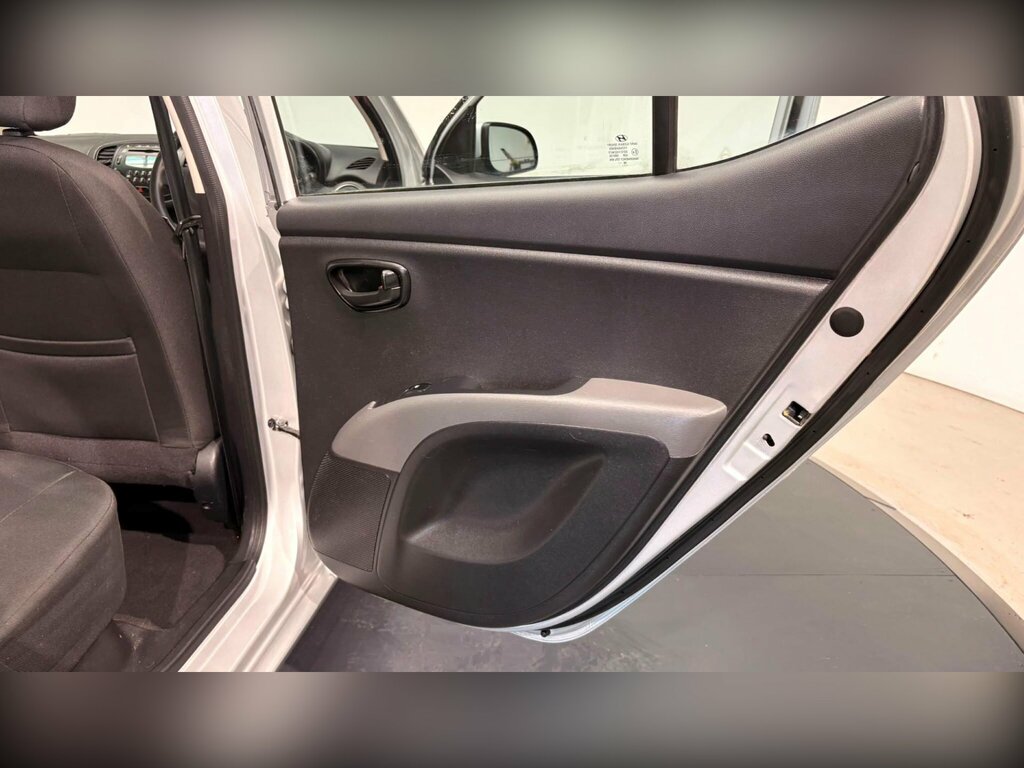 Hyundai I10 I10 Active White #46