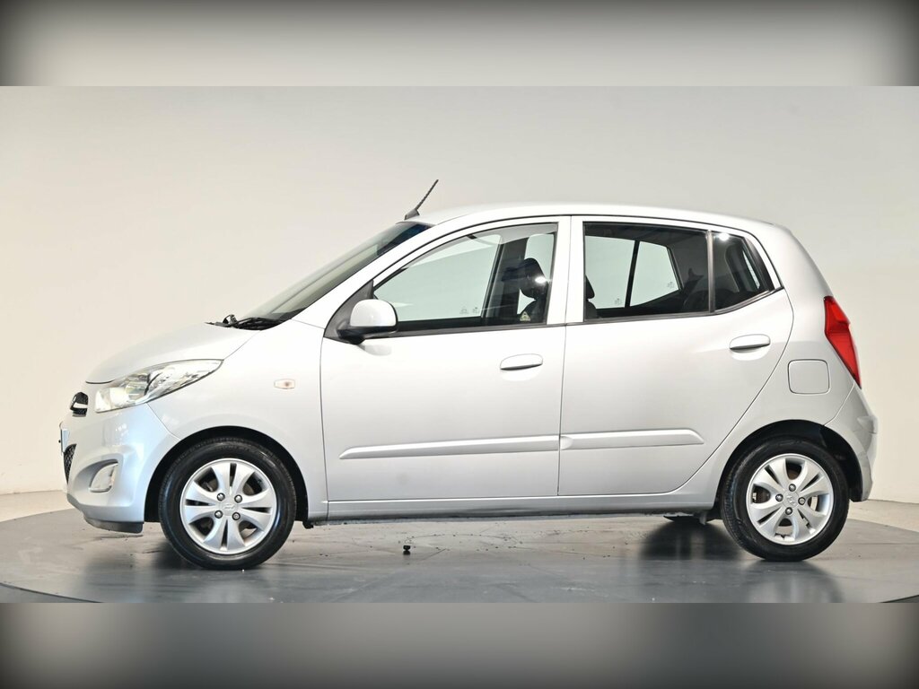Hyundai I10 I10 Active White #13