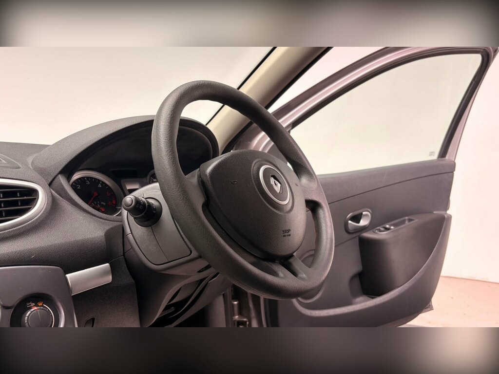 Renault Clio 1.2 Expression Euro 5 White #55