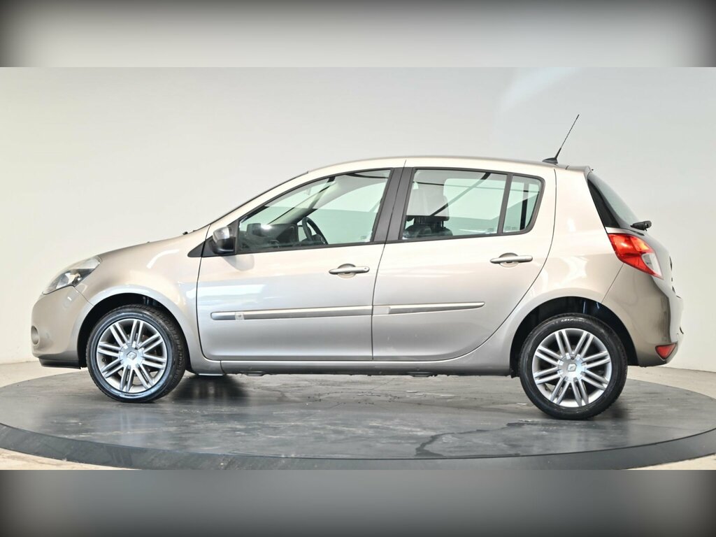 Renault Clio 1.2 Dynamique Tomtom Euro 5 Beige #3