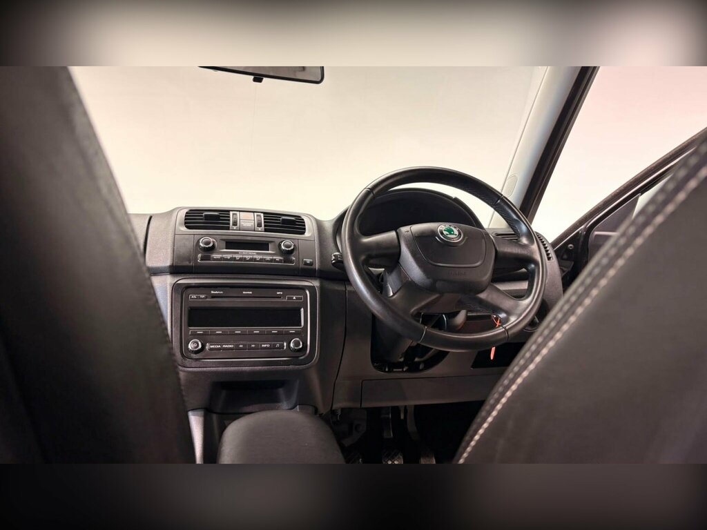 Skoda Fabia Elegance Tsi Dsg Green #50