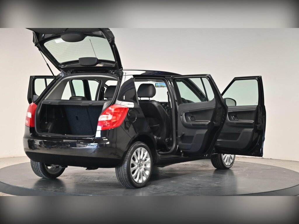Skoda Fabia Elegance Tsi Dsg Green #38