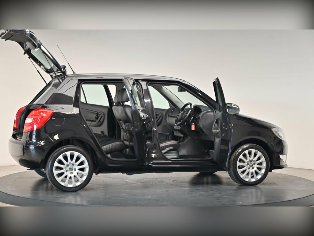 Skoda Fabia Elegance Tsi Dsg Green #40