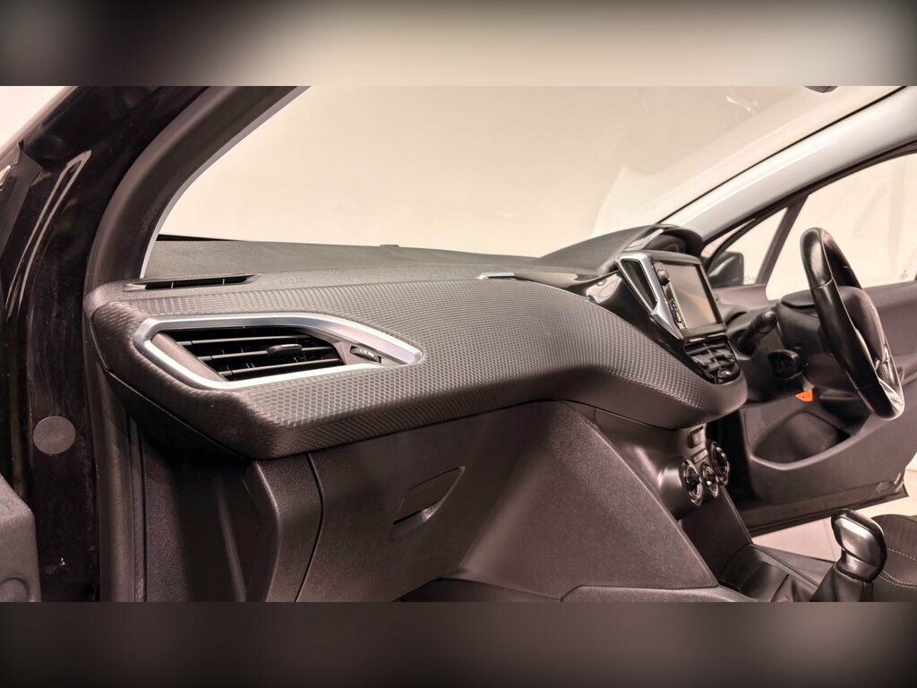 Peugeot 208 Hatchback Silver #53