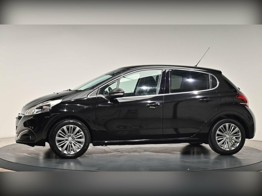 Peugeot 208 Hatchback Silver #13