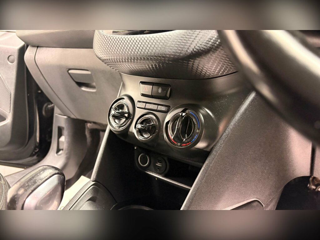 Peugeot 208 Hatchback Silver #57