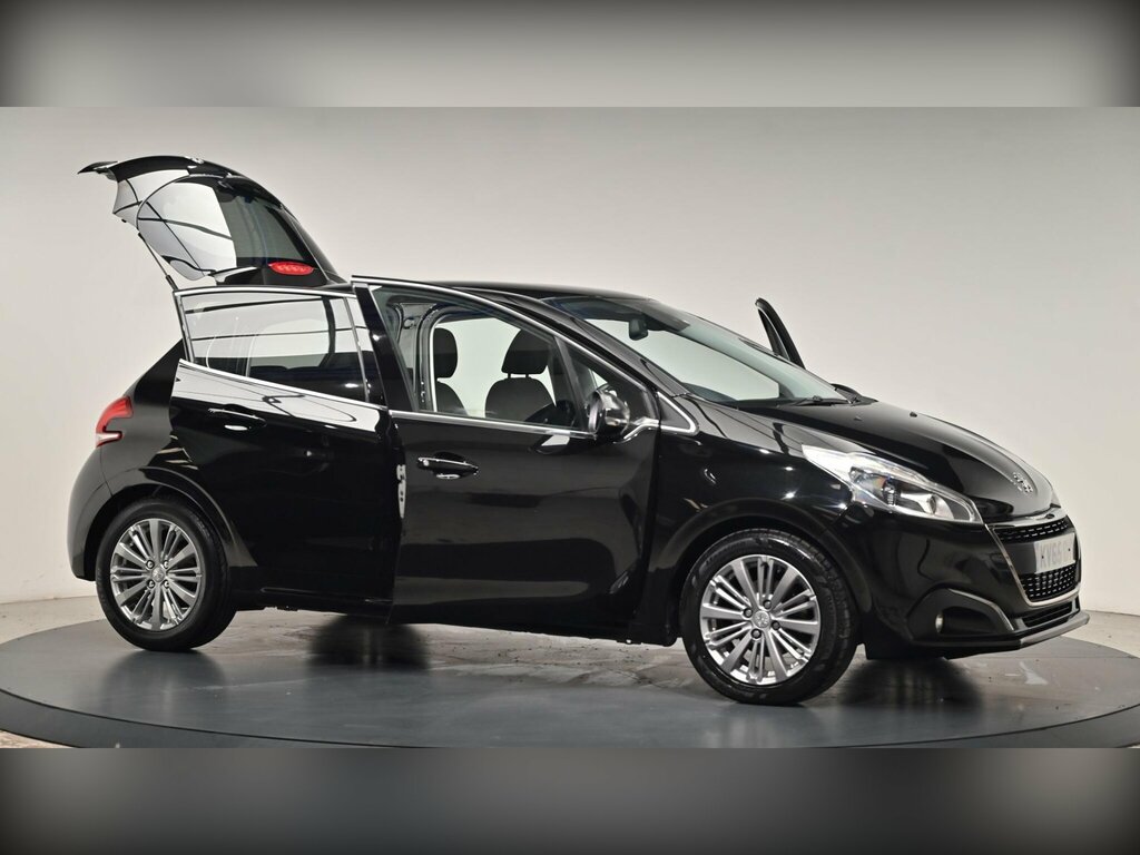 Peugeot 208 Hatchback Silver #42