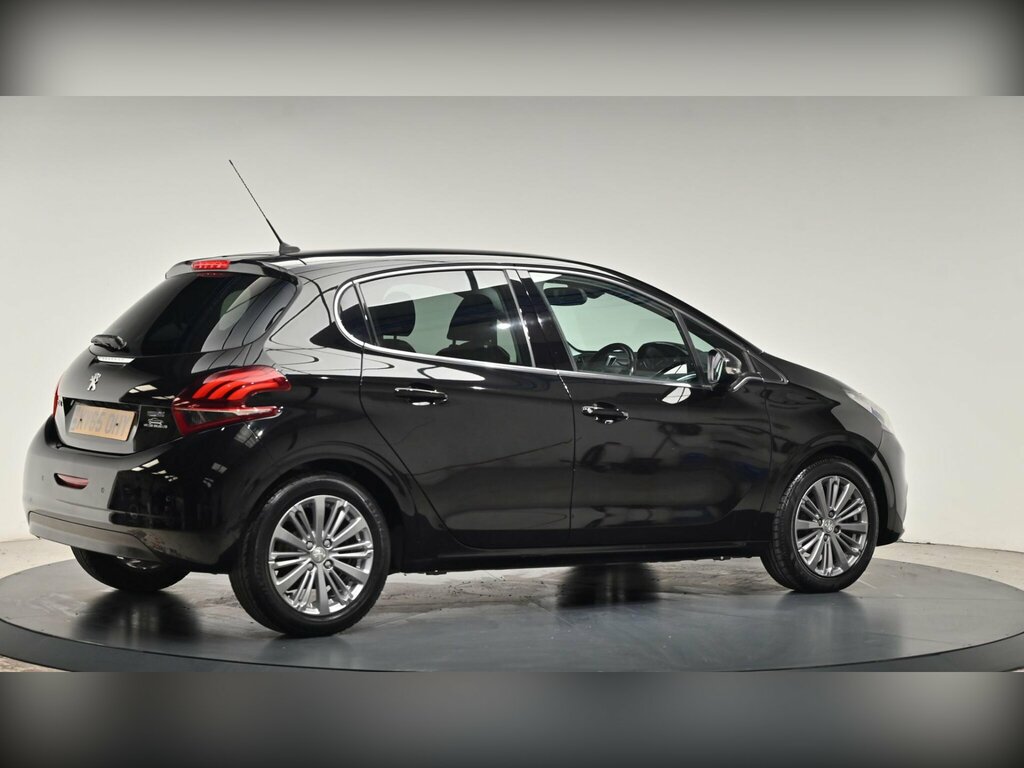 Peugeot 208 Hatchback Silver #21