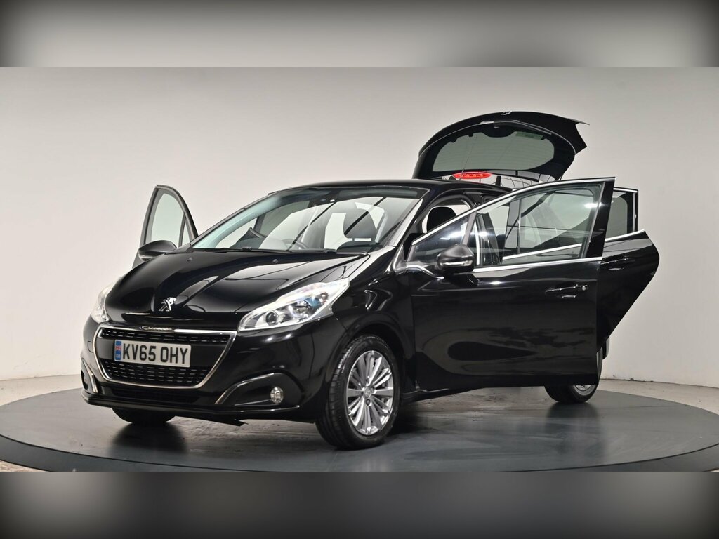 Peugeot 208 Hatchback Silver #29