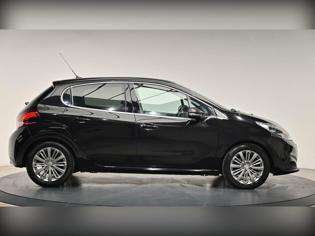 Peugeot 208 1.6 Bluehdi Allure Euro 6 Black #4