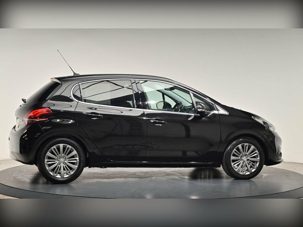 Peugeot 208 Hatchback Silver #22