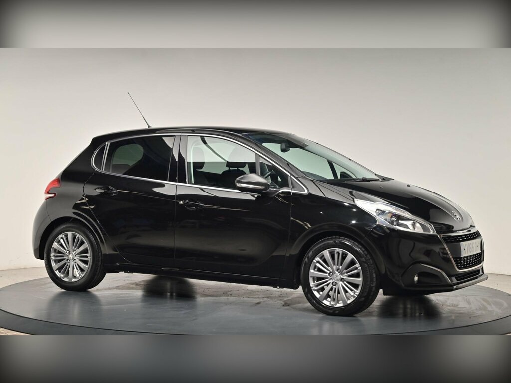 Peugeot 208 Hatchback Silver #24