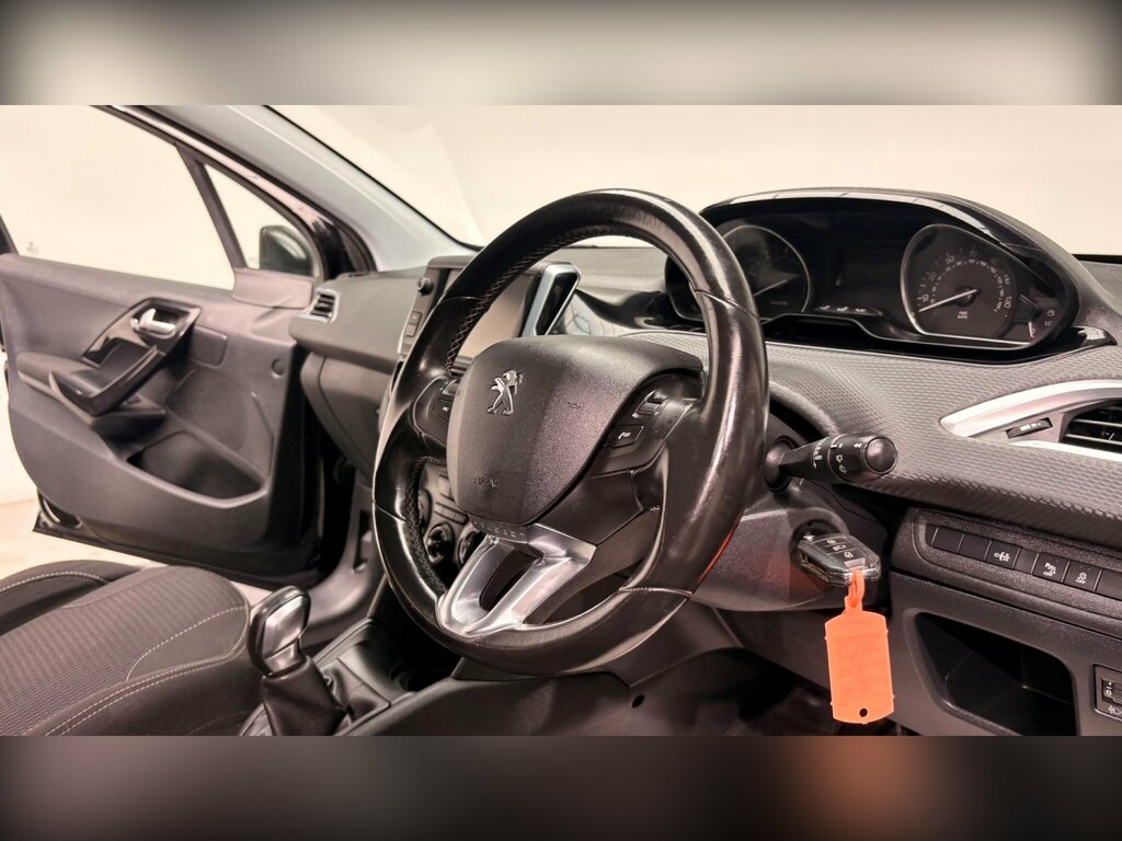 Peugeot 208 Hatchback Silver #56