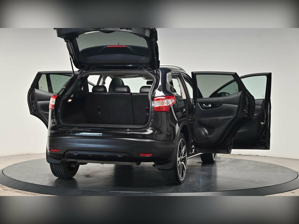 Nissan Qashqai 1.2 Dig-t Tekna Silver #37