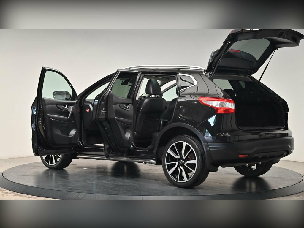 Nissan Qashqai 1.2 Dig-t Tekna Silver #34