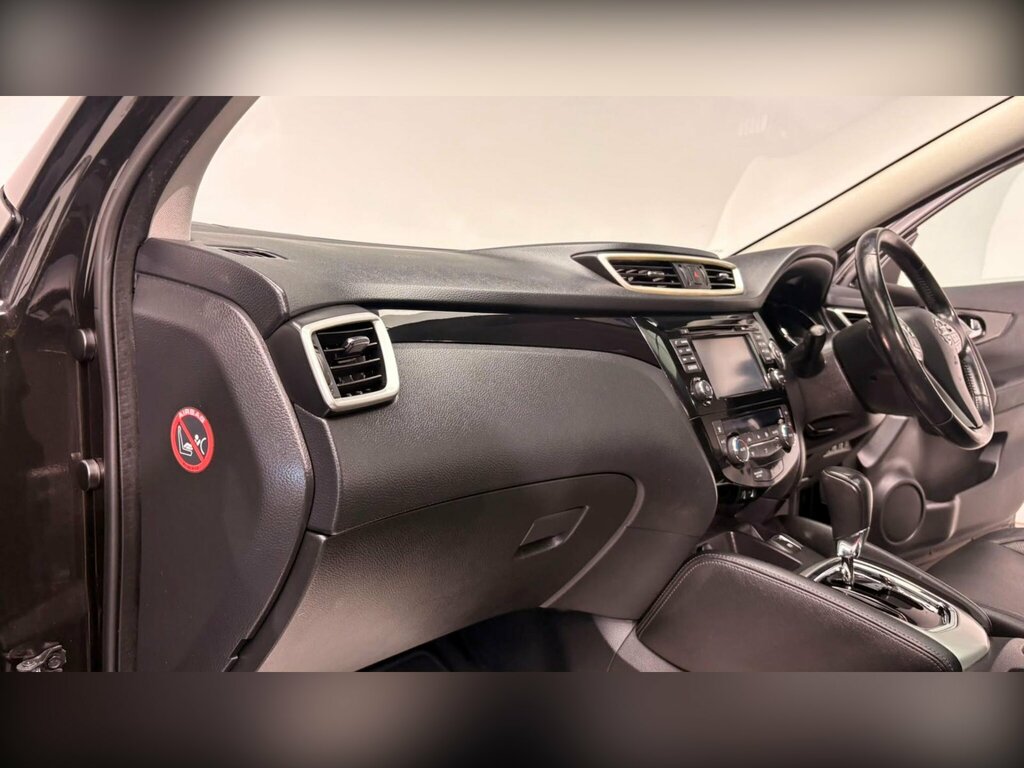Nissan Qashqai 1.2 Dig-t Tekna Silver #53