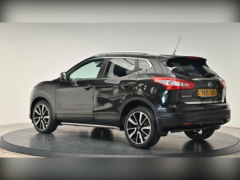 Nissan Qashqai 1.2 Dig-t Tekna Silver #16