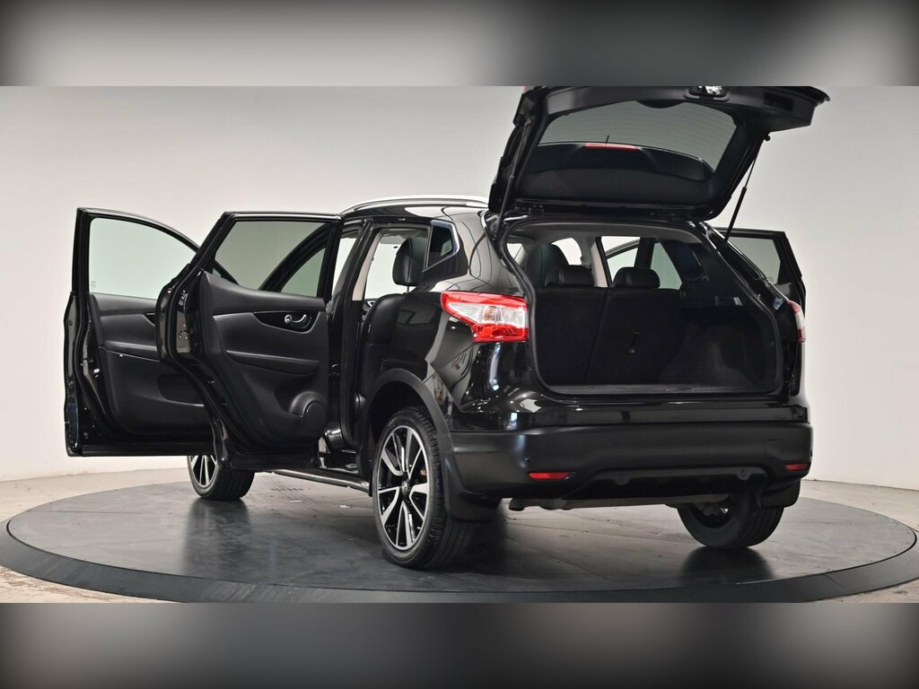 Nissan Qashqai 1.2 Dig-t Tekna Silver #35