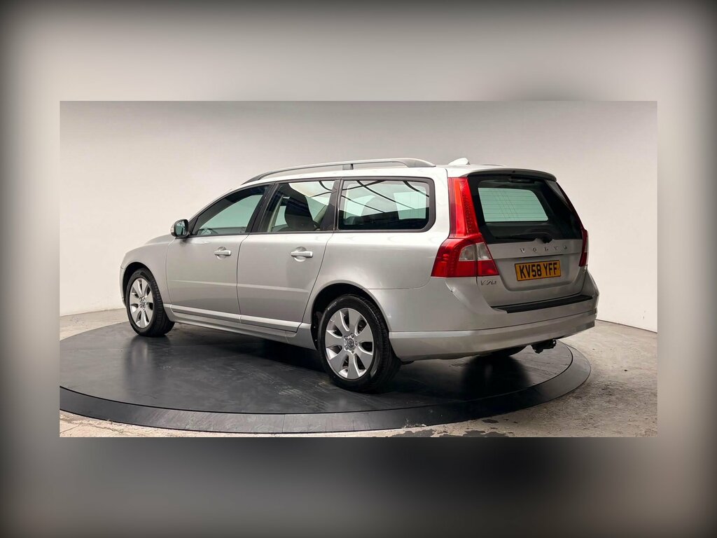 Volvo V70 2.4Td 163Ps Se Lux Red #16