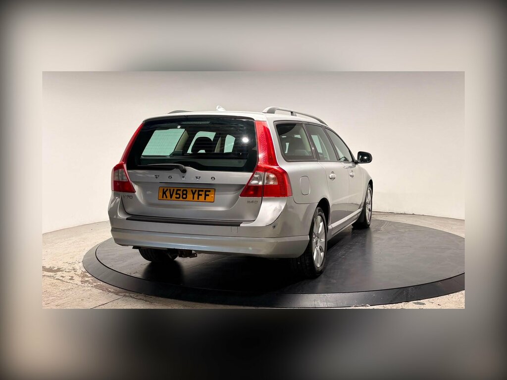Volvo V70 2.4Td 163Ps Se Lux Red #13