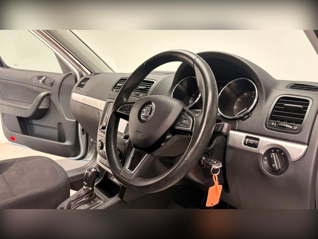 Skoda Yeti 1.2 Tsi Se 5-Dr Blue #56