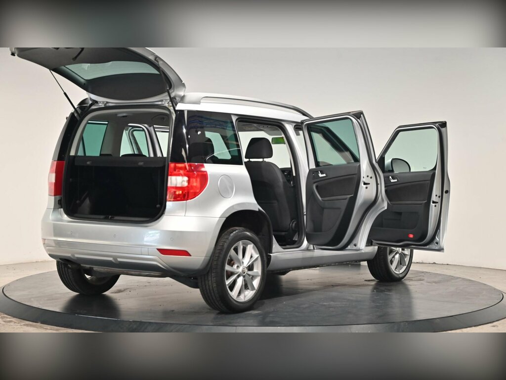 Skoda Yeti 1.2 Tsi Se 5-Dr Blue #38