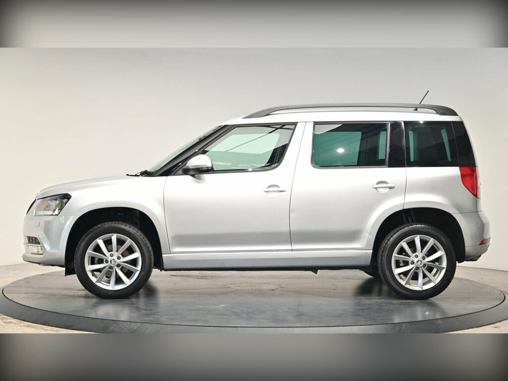 Skoda Yeti 1.2 Tsi Se Dsg Euro 6 Ss Silver #3