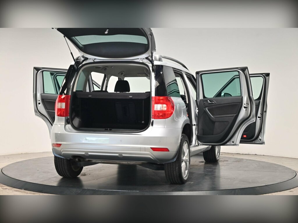 Skoda Yeti 1.2 Tsi Se 5-Dr Blue #37
