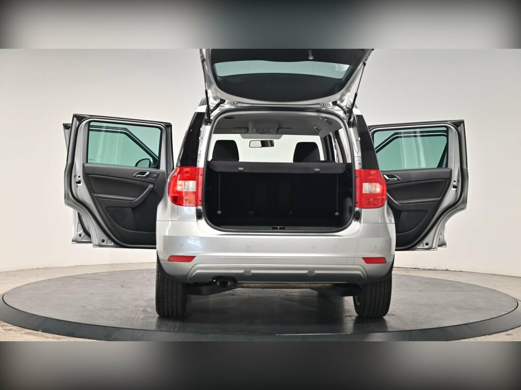 Skoda Yeti 1.2 Tsi Se 5-Dr Blue #36