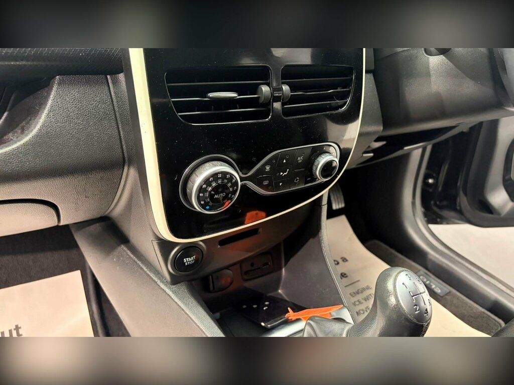 Renault Clio 0.9 Tce 90 Iconic 25 Nav Black #47