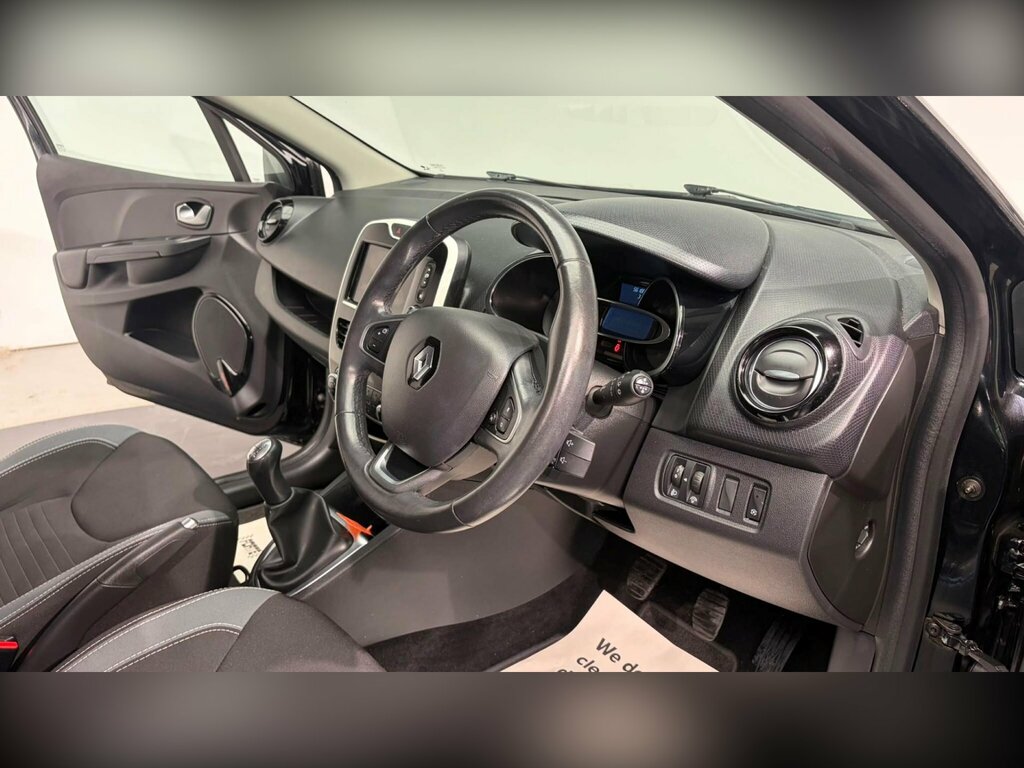 Renault Clio 0.9 Tce 90 Iconic 25 Nav Black #42