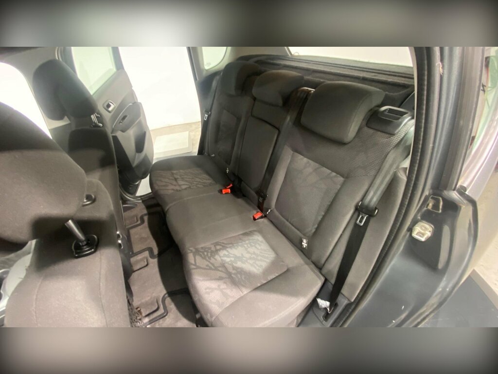 Peugeot 3008 Active 1.6 E-hdi Fap Black #26