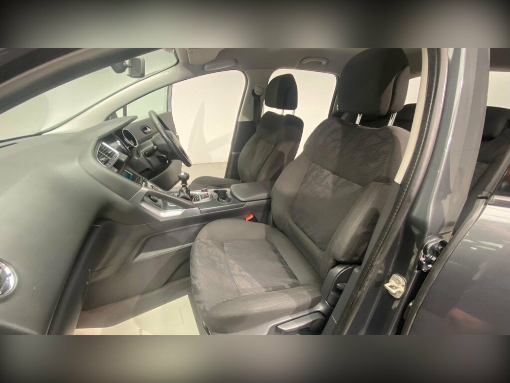 Peugeot 3008 Active 1.6 E-hdi Fap Black #25