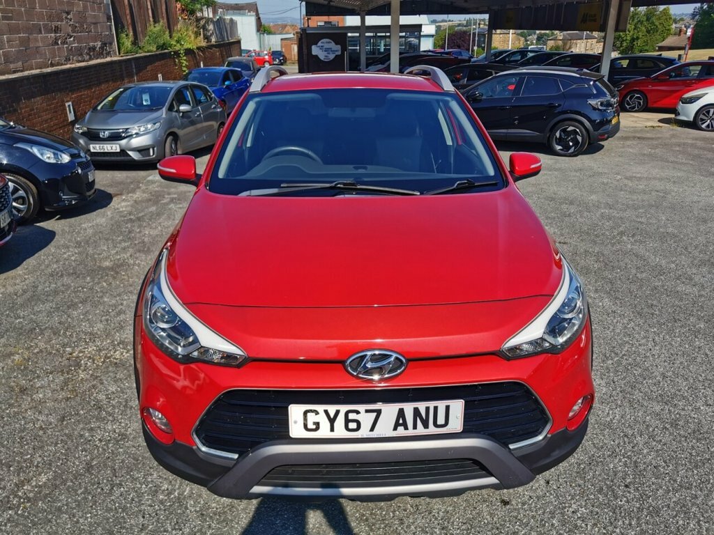 Hyundai I20 1L Active Red #2