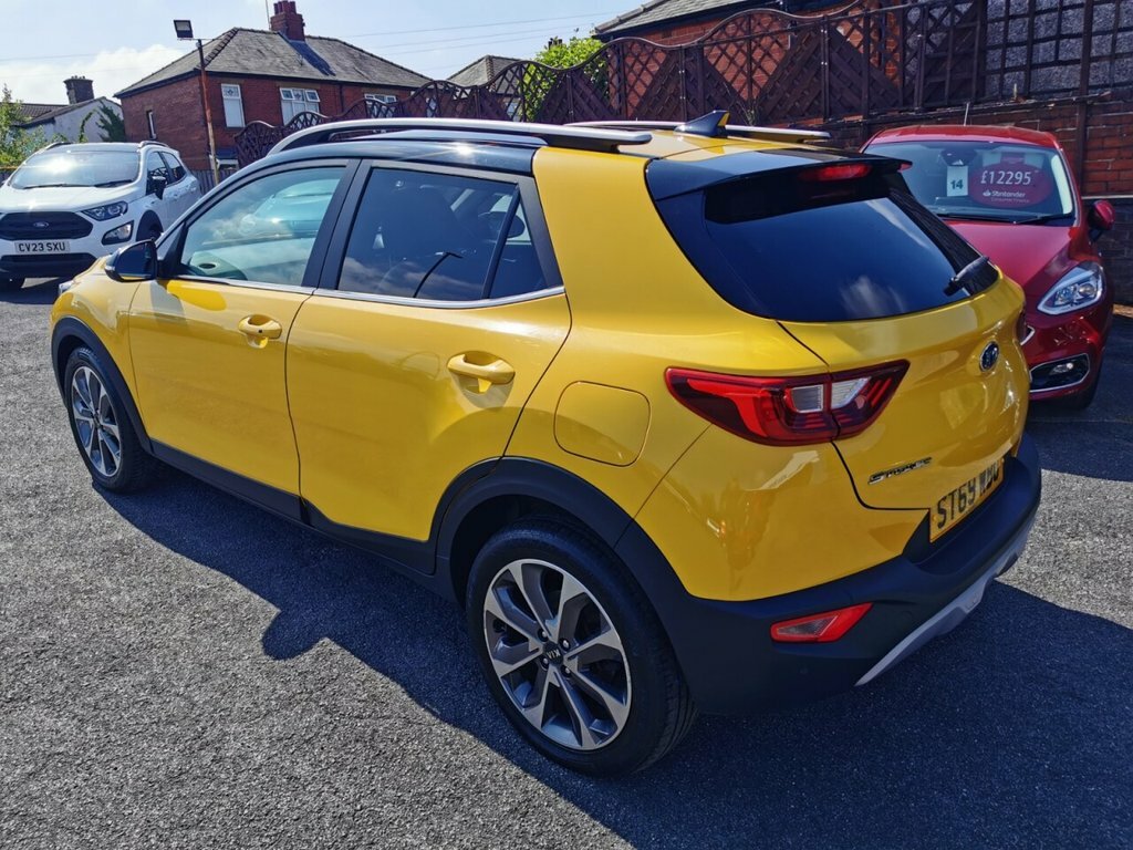 Kia Stonic 1L 4 Yellow #4