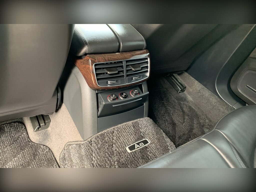 Audi A8 3L Se Executive Black #51