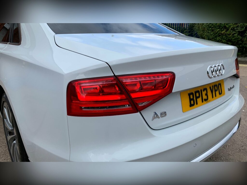Audi A8 3L Se Executive Black #23