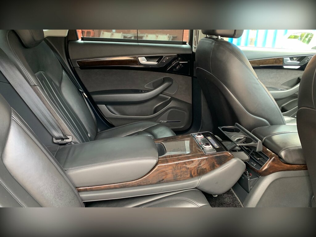 Audi A8 3L Se Executive Black #41
