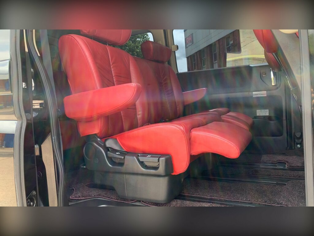 Nissan Elgrand Petrol Black #28