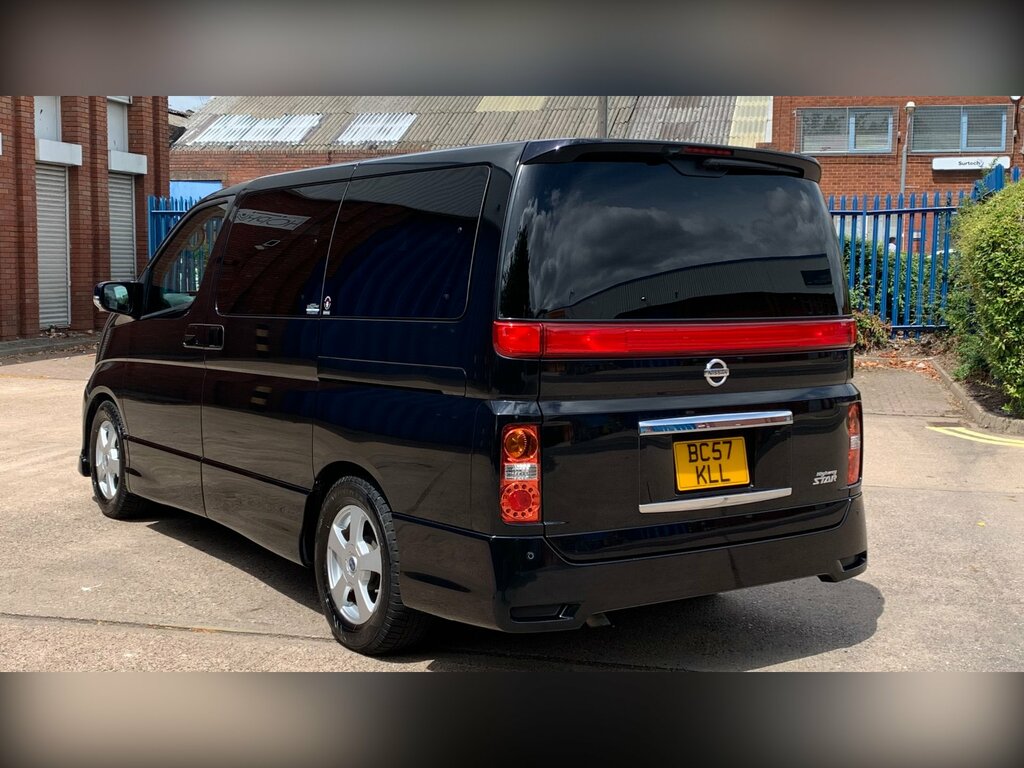 Nissan Elgrand Highway Star 3.5 V6 Ulez 8 Seater Black #6