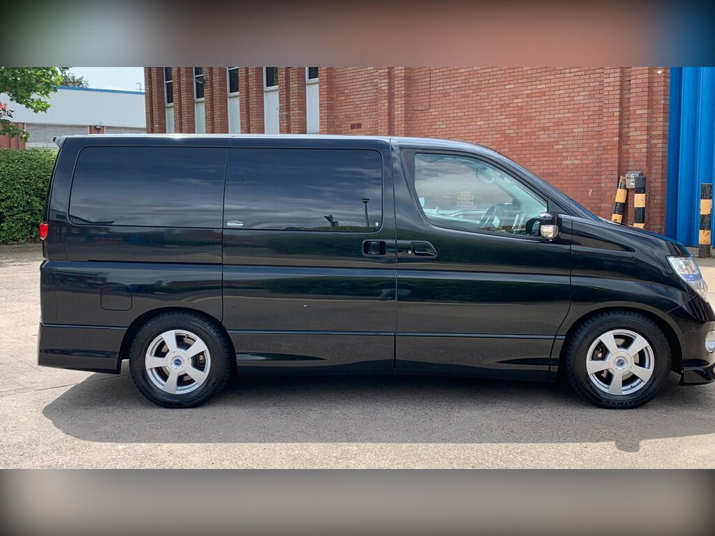 Nissan Elgrand Highway Star 3.5 V6 Ulez 8 Seater Black #5