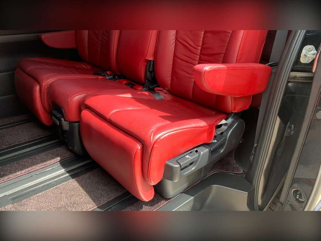 Nissan Elgrand Petrol Black #50