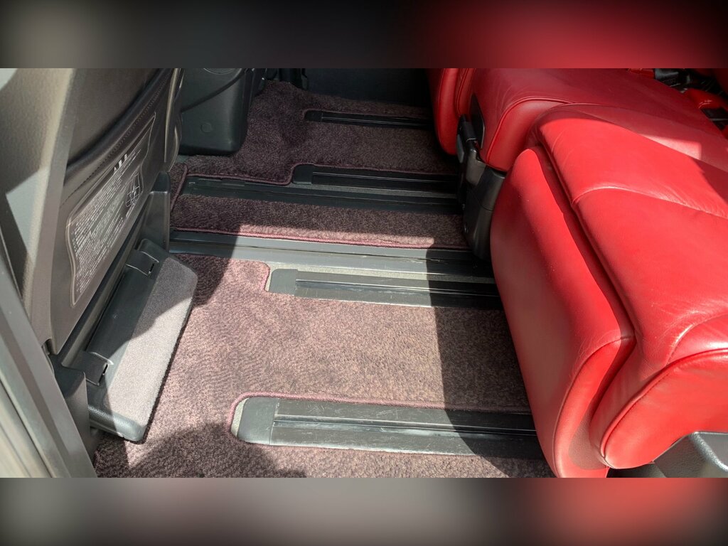 Nissan Elgrand Petrol Black #55
