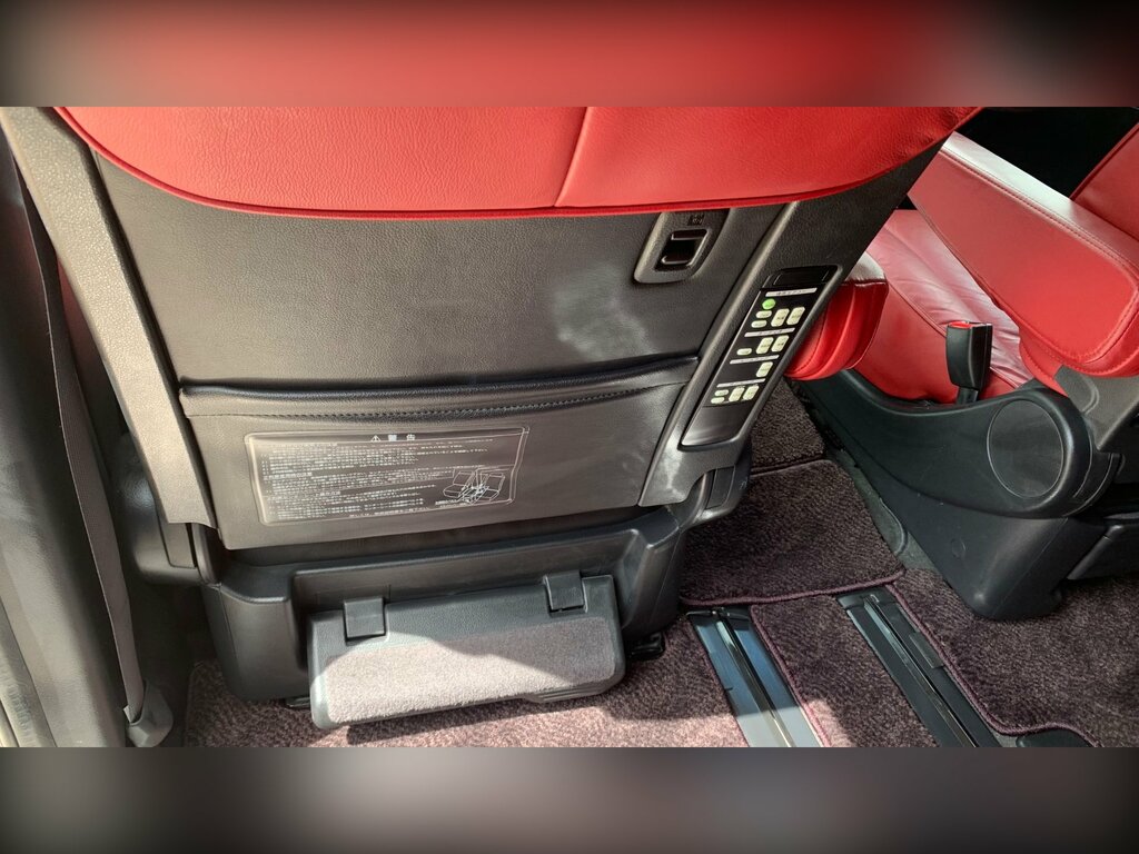 Nissan Elgrand Petrol Black #53